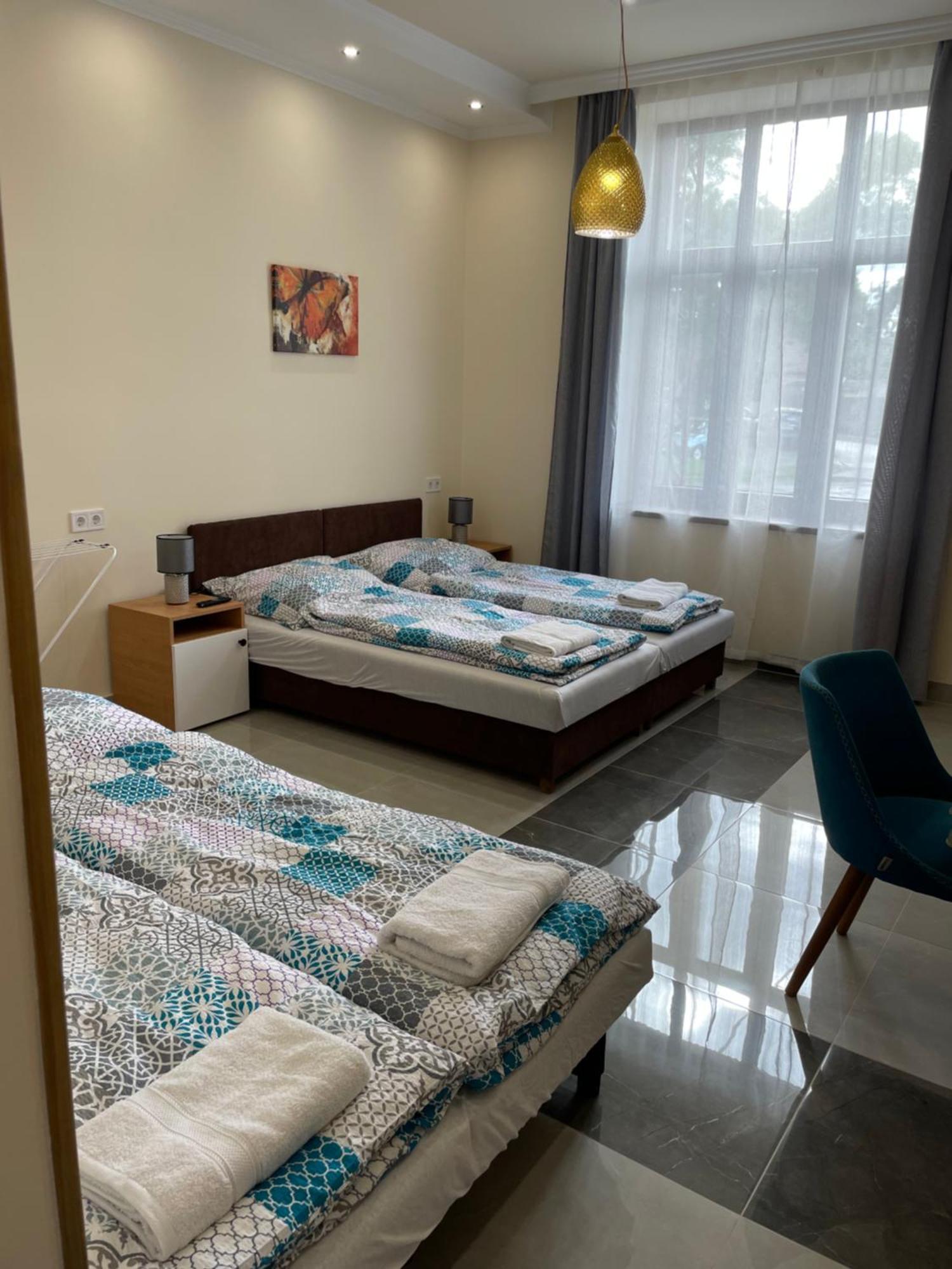 Kovacs Apartmanhaz Kiskunhalas Zimmer foto