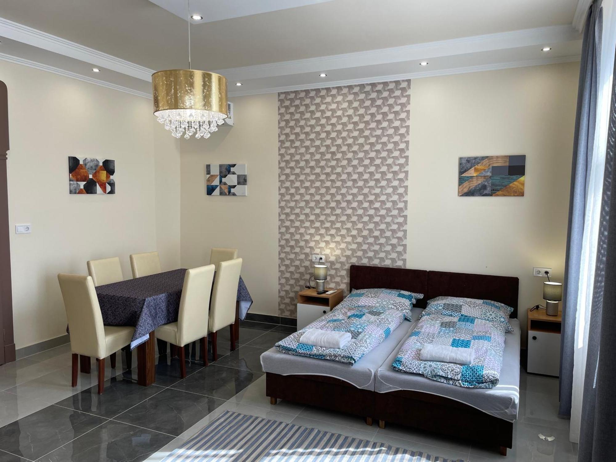 Kovacs Apartmanhaz Kiskunhalas Zimmer foto