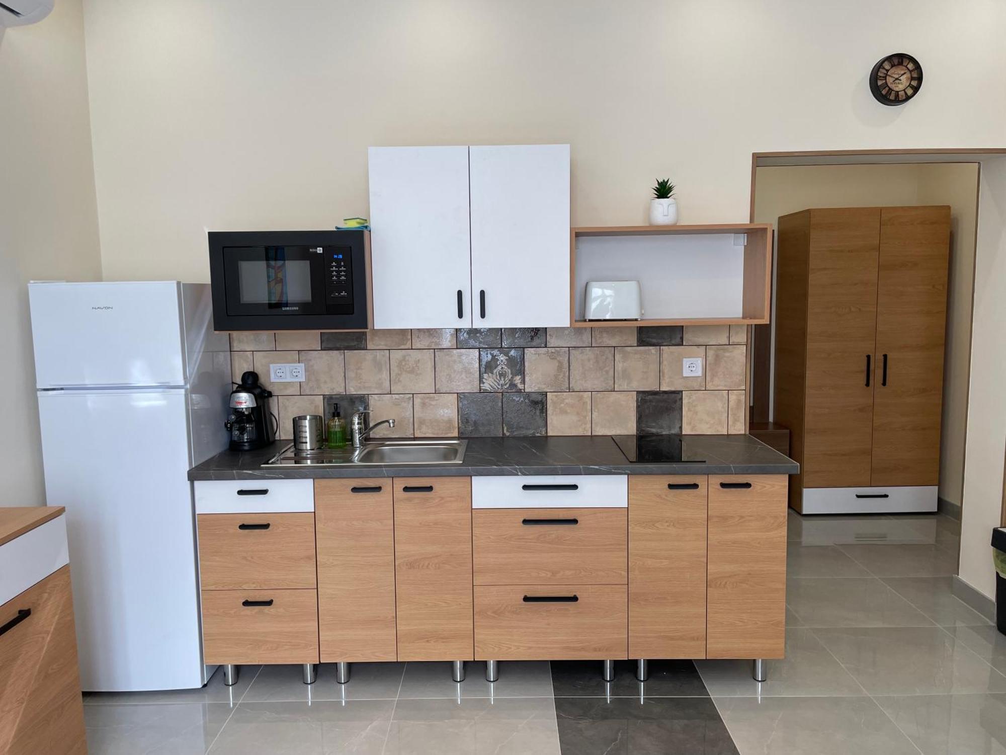 Kovacs Apartmanhaz Kiskunhalas Zimmer foto