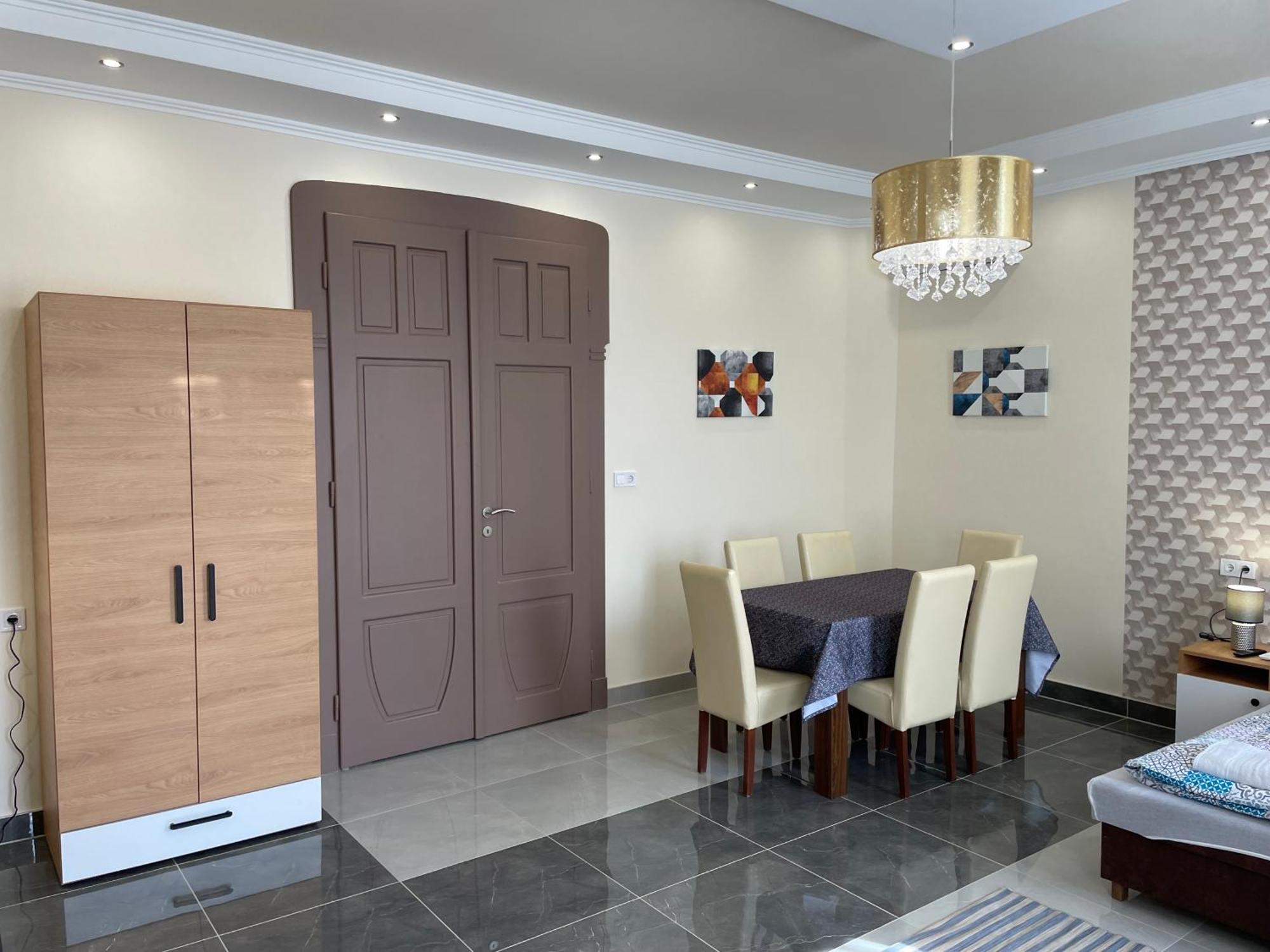 Kovacs Apartmanhaz Kiskunhalas Zimmer foto