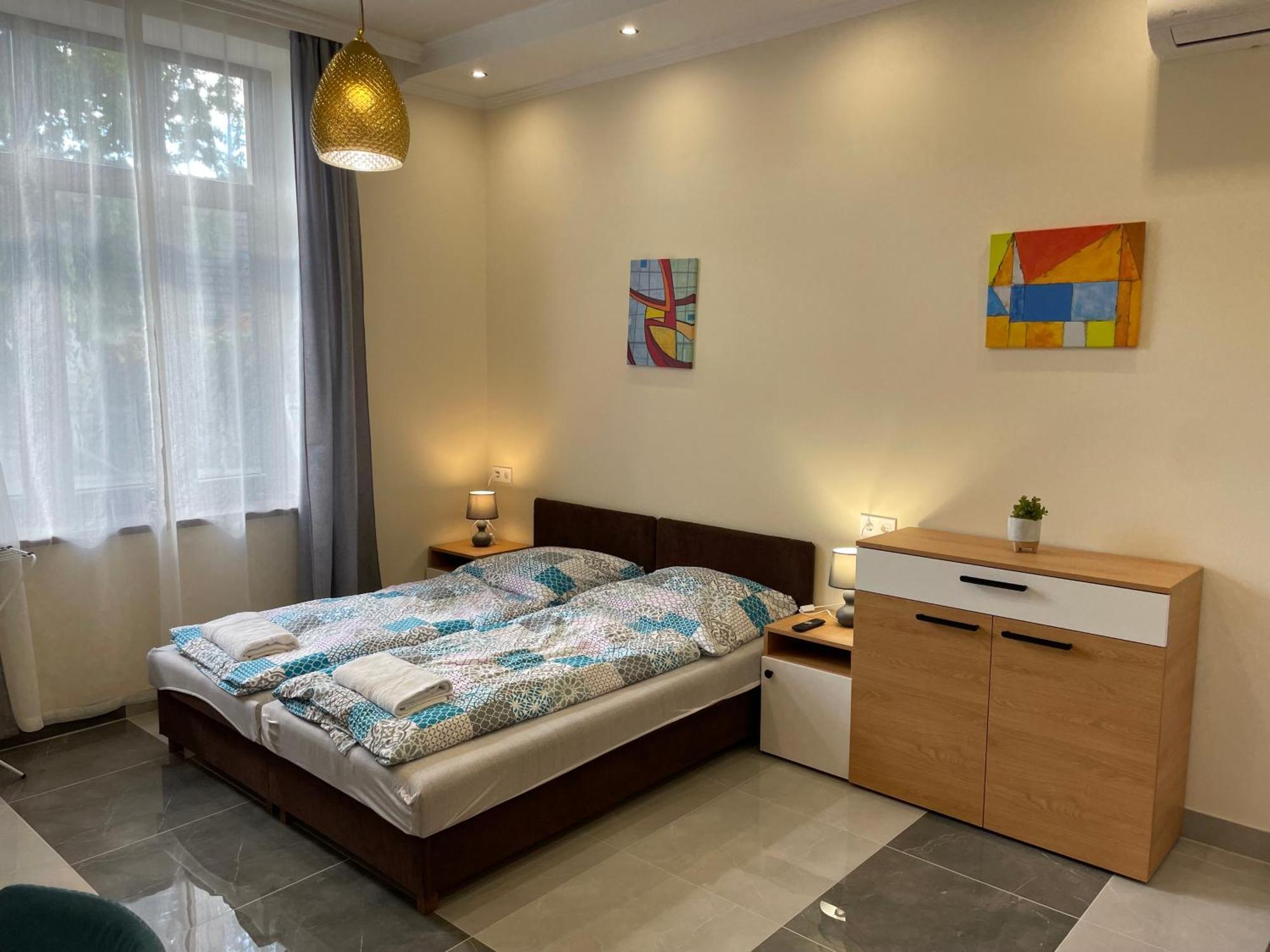 Kovacs Apartmanhaz Kiskunhalas Zimmer foto